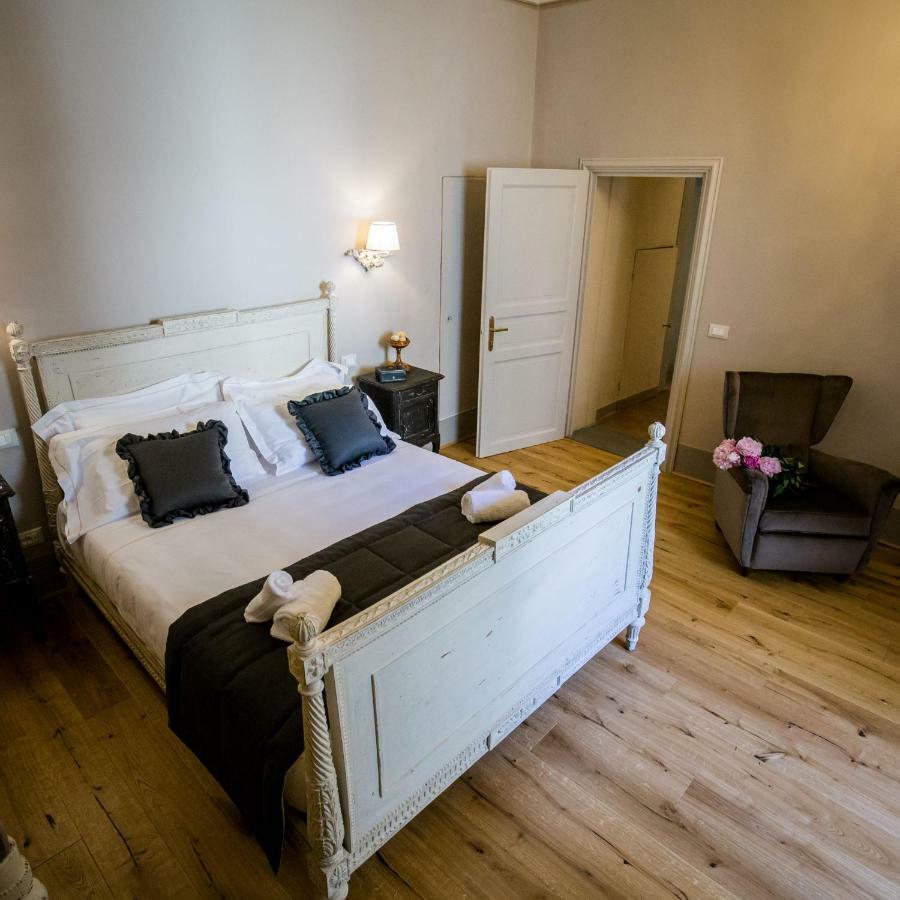 San Pier Novello In Oltrarno Bed & Breakfast Florence Exterior photo